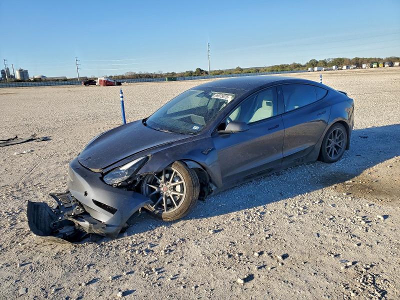 Фото 1 - TESLA MODEL 3