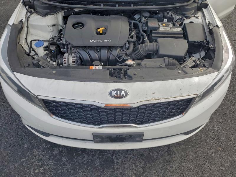 Фото 11 - KIA FORTE