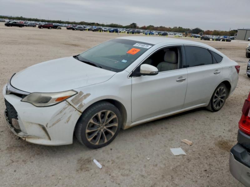 Фото 1 - TOYOTA AVALON