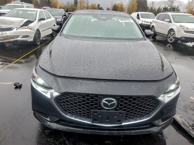 Фото 5 - MAZDA 3