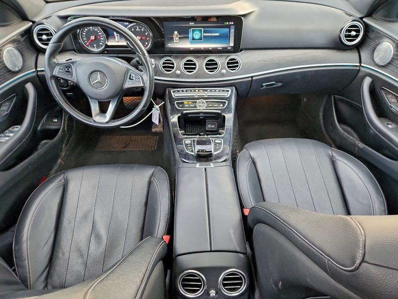 Фото 8 - MERCEDES-BENZ E-CLASS