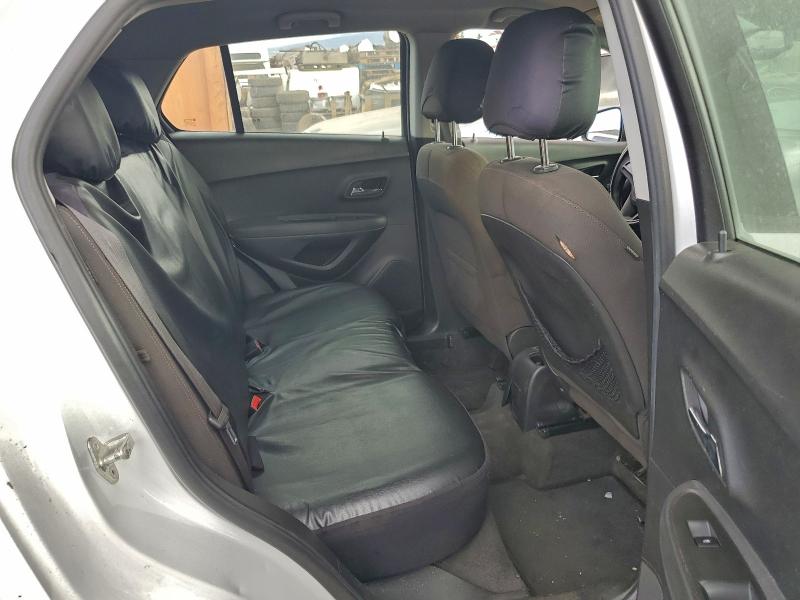 Фото 10 - CHEVROLET TRAX