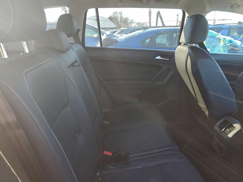 Фото 11 - VOLKSWAGEN TIGUAN