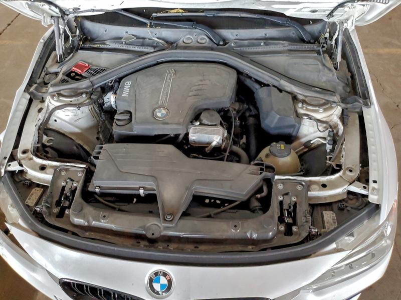 Фото 11 - BMW 3 SERIES