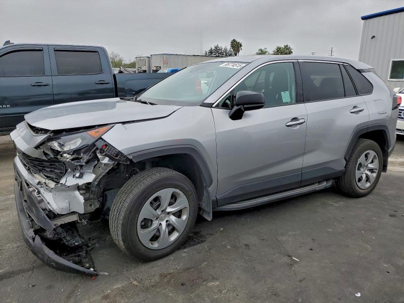 Фото 1 - TOYOTA RAV4