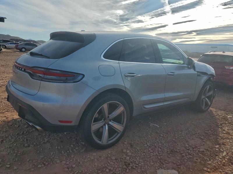 Фото 3 - PORSCHE MACAN