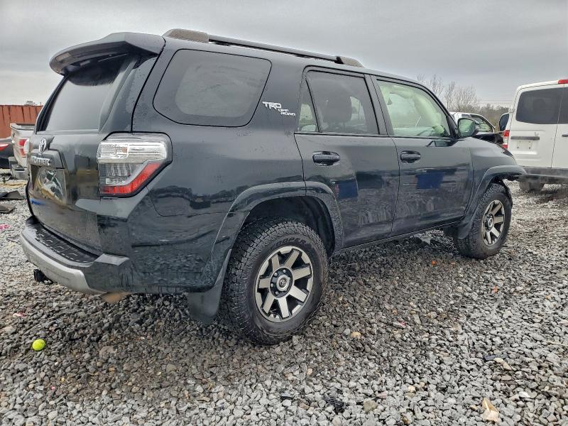 Фото 3 - TOYOTA 4RUNNER