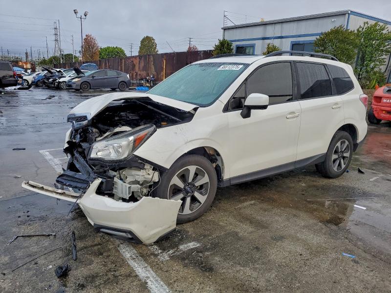 Фото 1 - SUBARU FORESTER