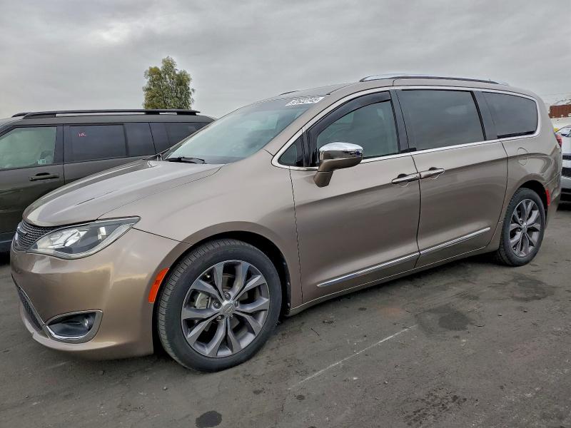 Фото 1 - CHRYSLER PACIFICA