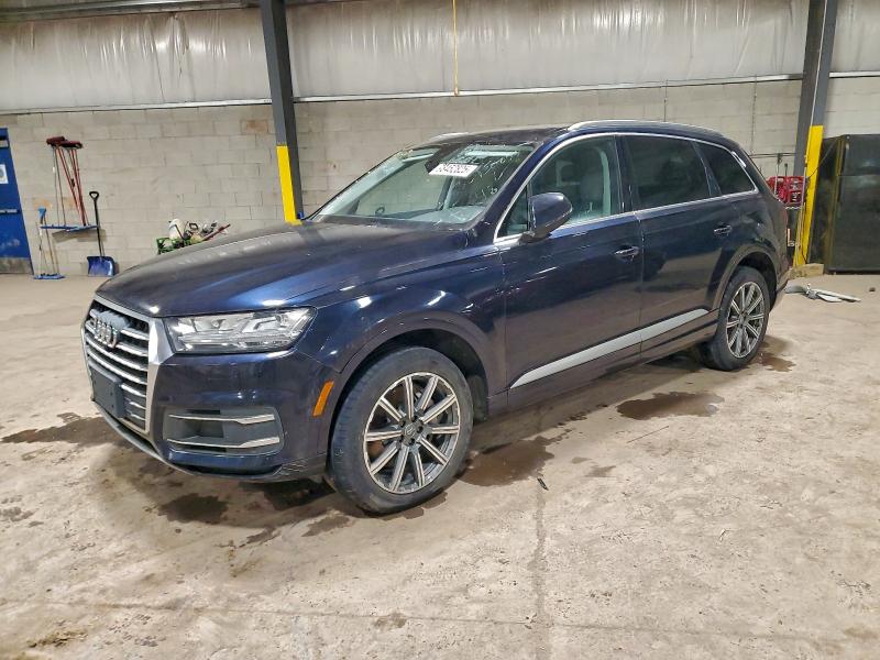 Фото 1 - AUDI Q7