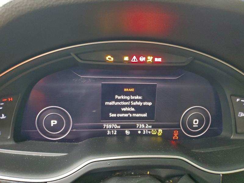 Фото 9 - AUDI Q7