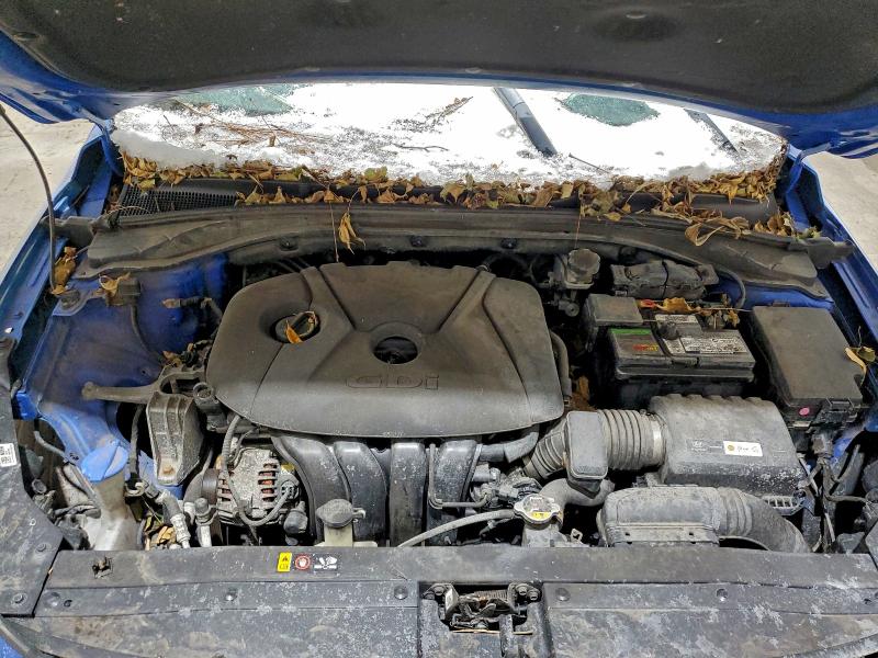 Фото 11 - HYUNDAI ELANTRA