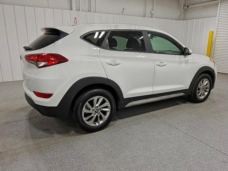 Фото 3 - HYUNDAI TUCSON