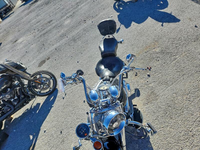 HARLEY-DAVIDSON FL 2011