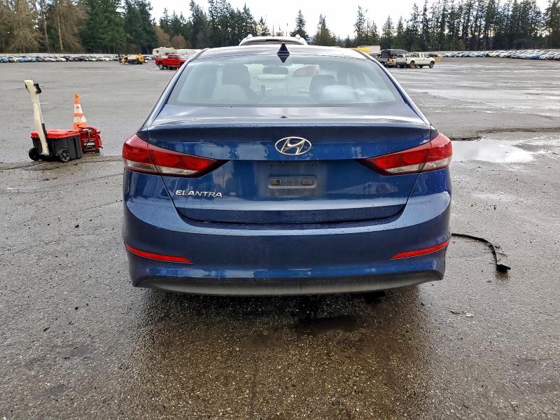 Фото 6 - HYUNDAI ELANTRA