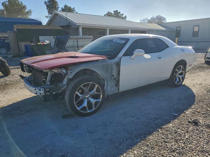 Фото 1 - DODGE CHALLENGER