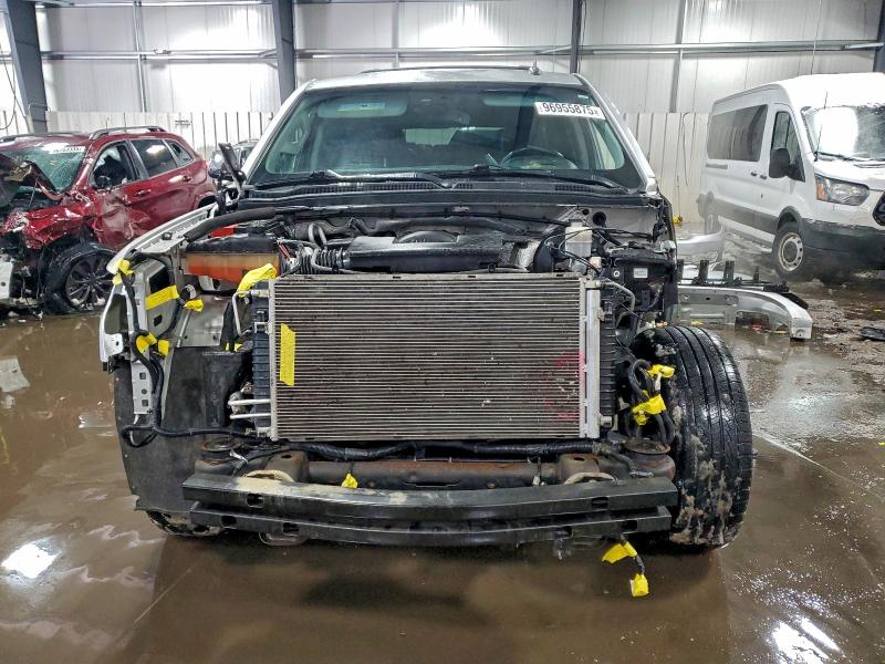 Фото 5 - CHEVROLET SUBURBAN