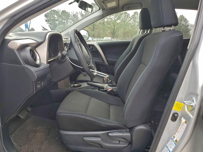 Фото 7 - TOYOTA RAV4