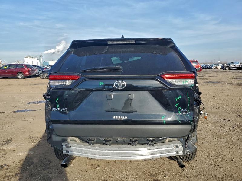 Фото 6 - TOYOTA RAV4