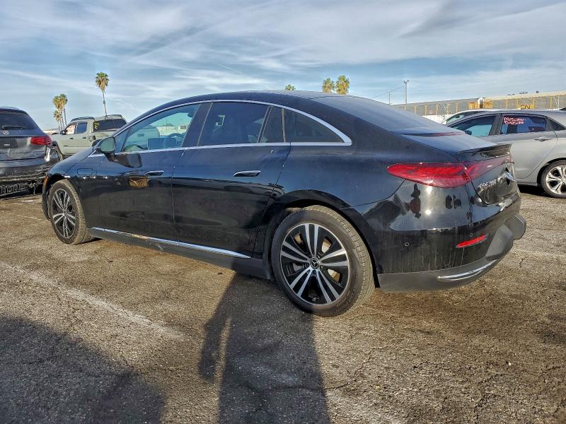 Фото 2 - MERCEDES-BENZ EQE SEDAN