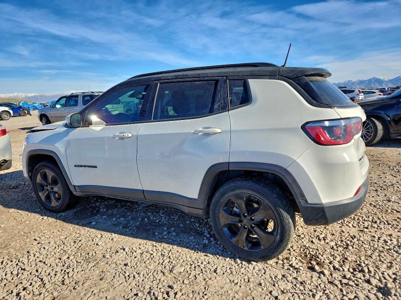 Фото 2 - JEEP COMPASS