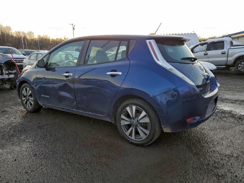 Фото 2 - NISSAN LEAF