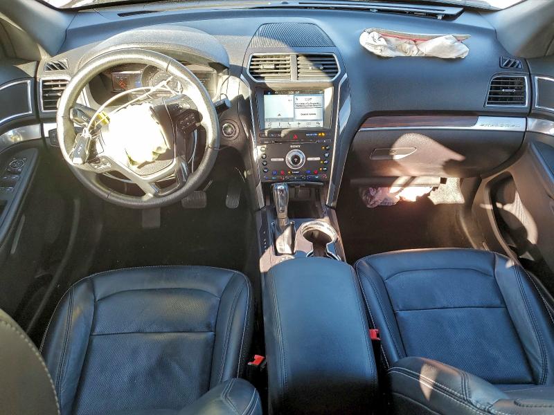 Фото 8 - FORD EXPLORER