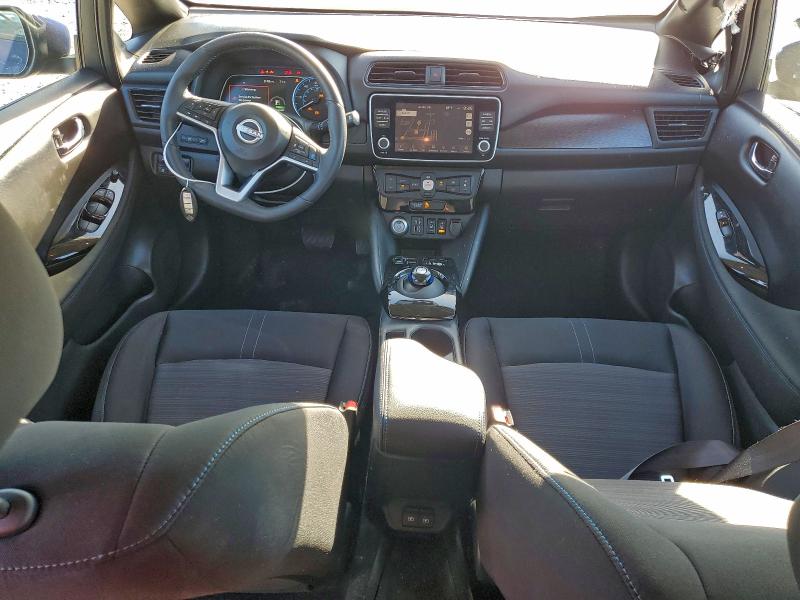 Фото 8 - NISSAN LEAF