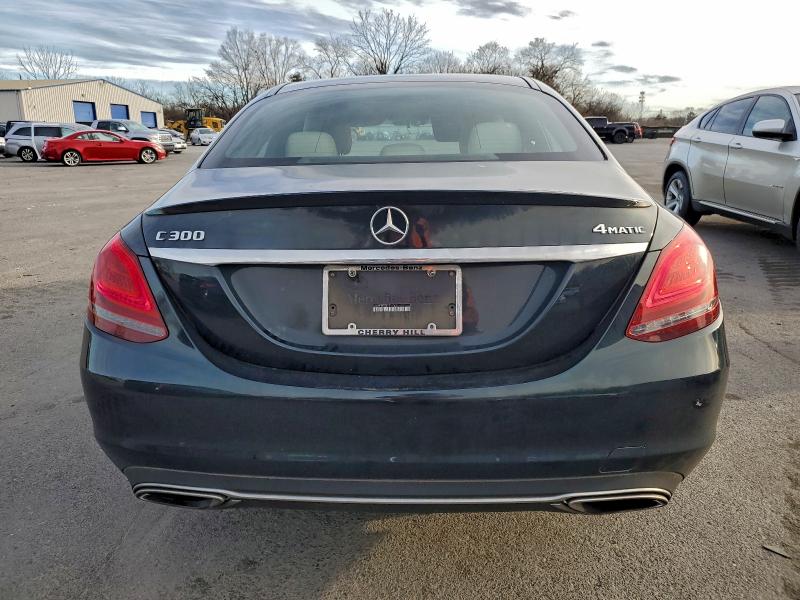 Фото 6 - MERCEDES-BENZ C-CLASS