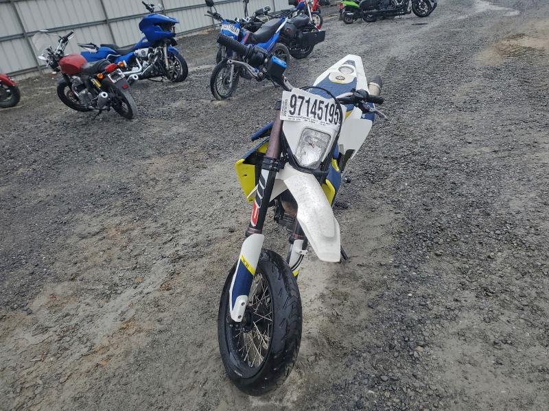 HUSQVARNA MOTORCYCLE 2017