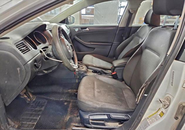 Фото 7 - VOLKSWAGEN JETTA