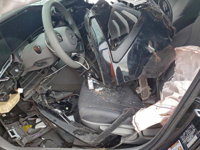 Фото 7 - HYUNDAI ELANTRA