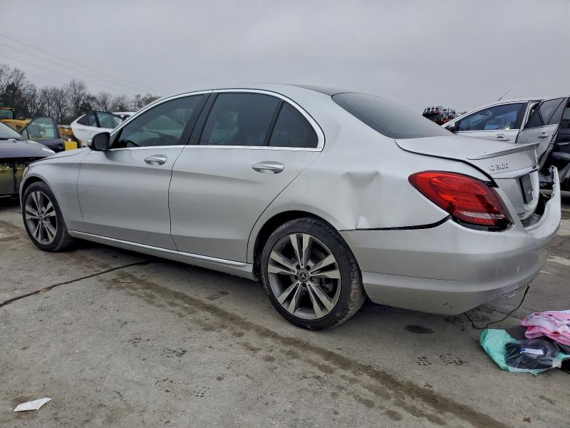 Фото 2 - MERCEDES-BENZ C-CLASS