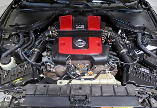 Фото 7 - NISSAN 370Z