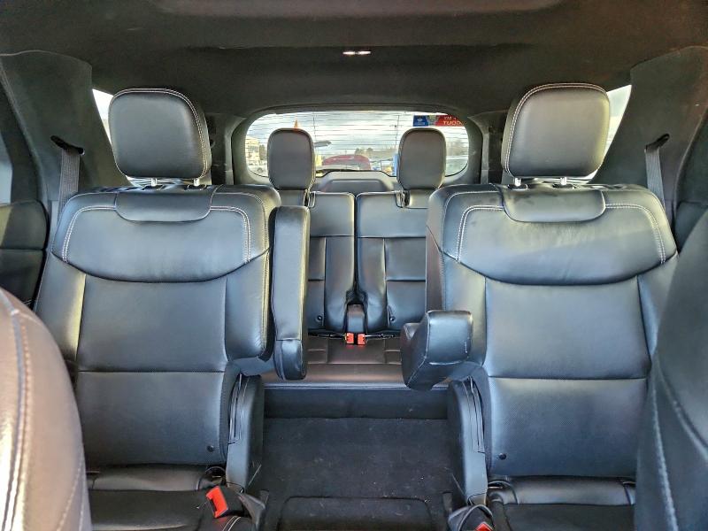 Фото 10 - FORD EXPLORER