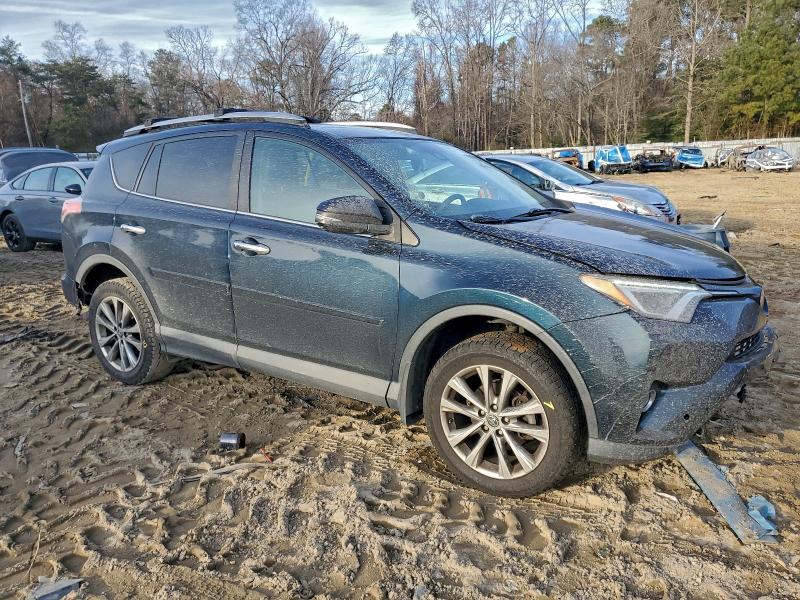 Фото 4 - TOYOTA RAV4