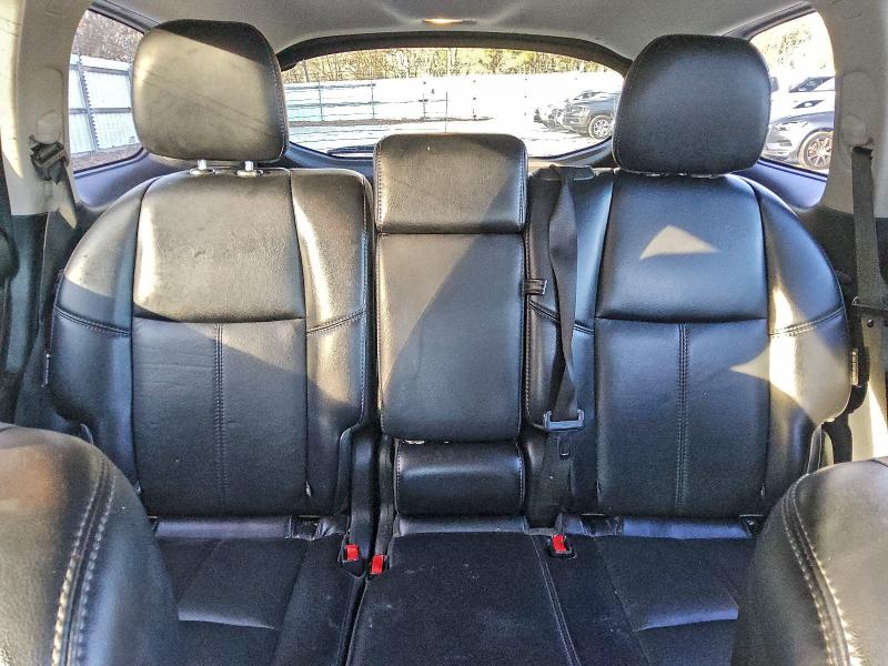 Фото 10 - NISSAN PATHFINDER