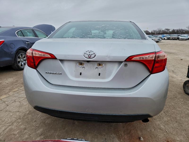 Фото 6 - TOYOTA COROLLA