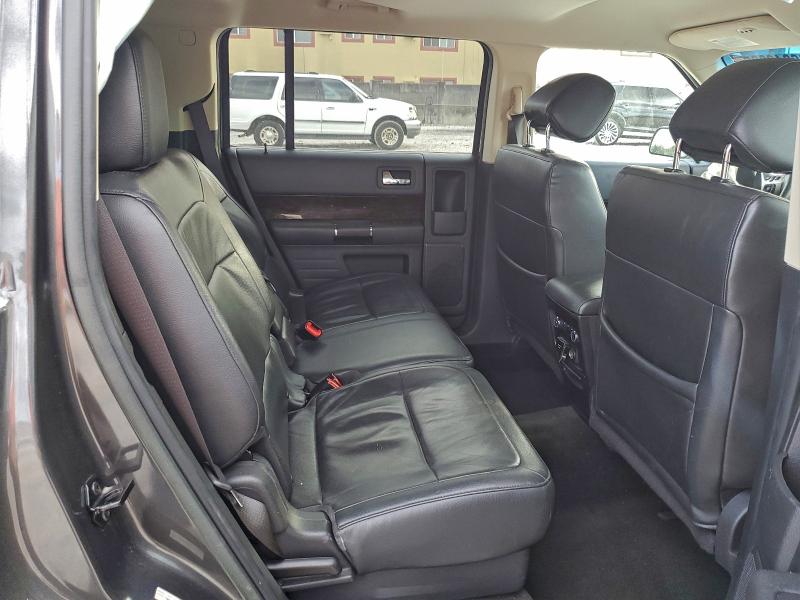Фото 10 - FORD FLEX
