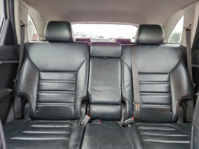 Фото 10 - KIA SORENTO