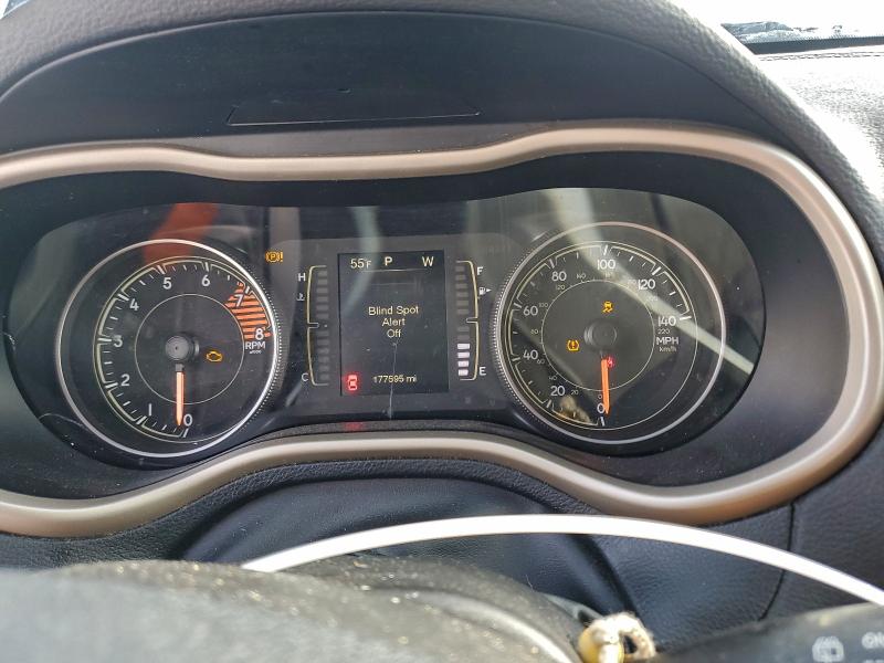 Фото 9 - JEEP GRAND CHER