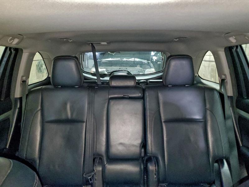 Фото 10 - TOYOTA HIGHLANDER