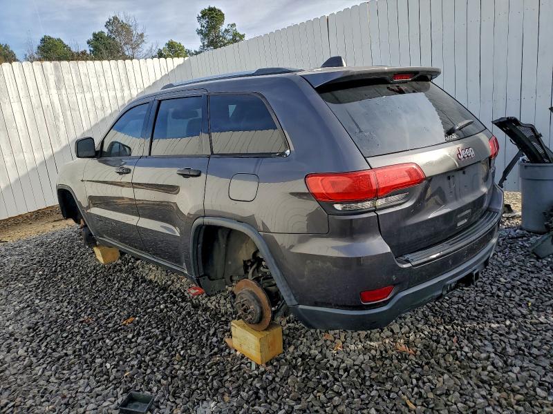 Фото 2 - JEEP GRAND CHER