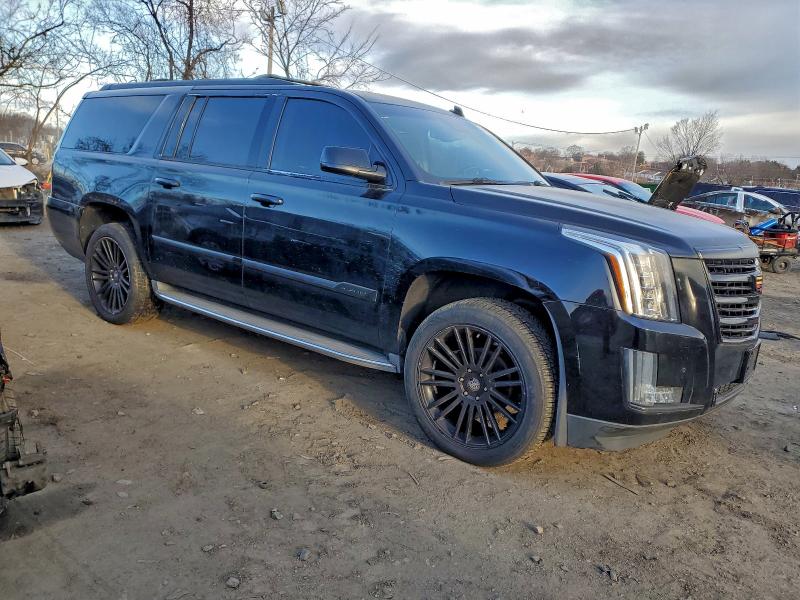 Фото 4 - CADILLAC ESCALADE