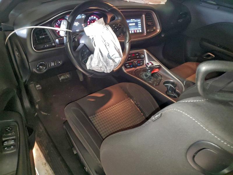 Фото 8 - DODGE CHALLENGER