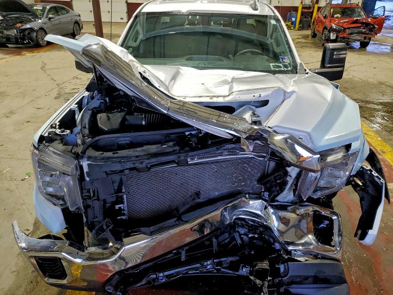 Фото 12 - GMC All Models