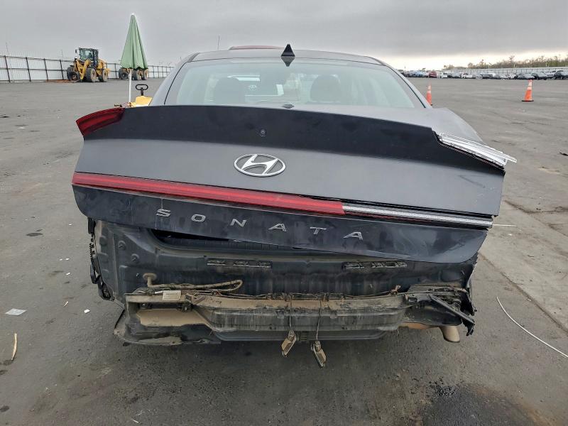 Фото 6 - HYUNDAI SONATA