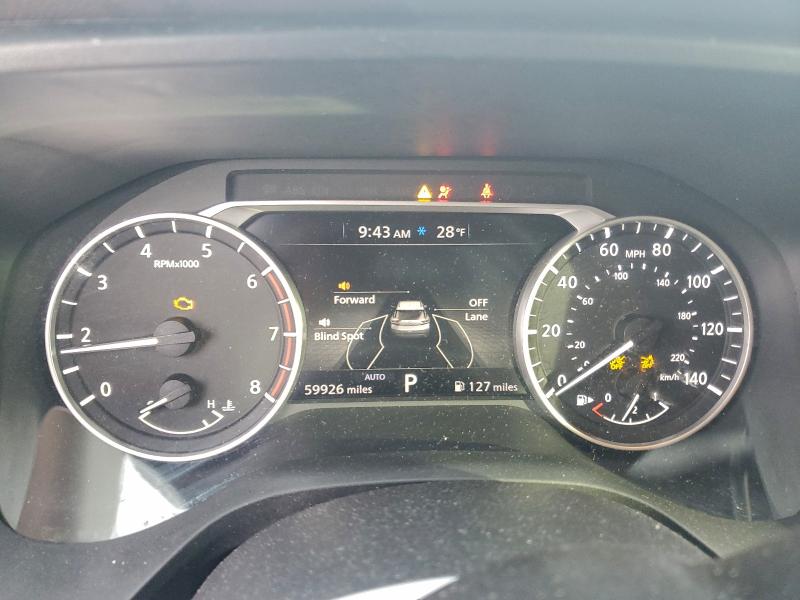 Фото 9 - NISSAN ROGUE