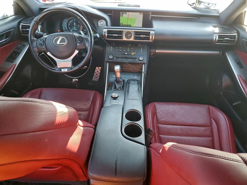 Фото 8 - LEXUS IS