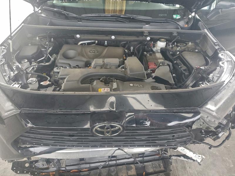 Фото 11 - TOYOTA RAV4